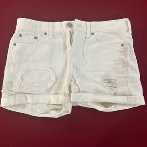 Madewell white distressed denim short size 26